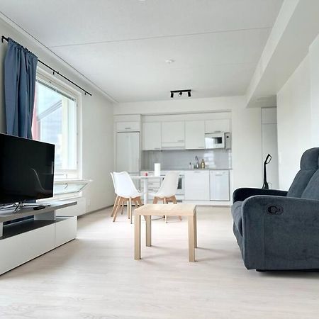 반타 Huoneisto Juna Aseman Vieressae 아파트 외부 사진